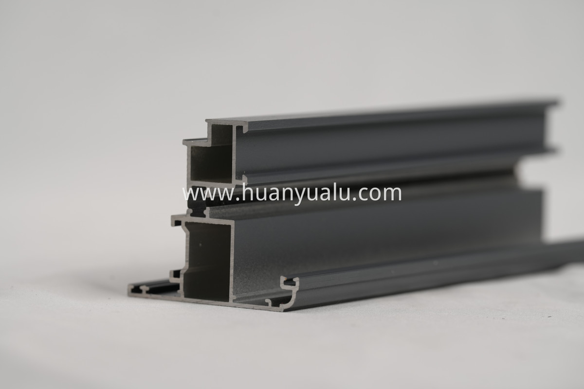 Wearing door and window profiles